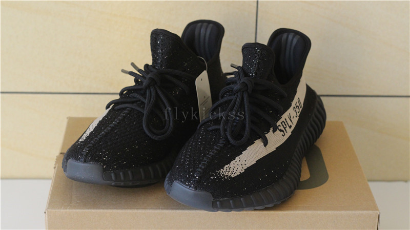 Adidas Yeezy Boost 350 V2 Oreo